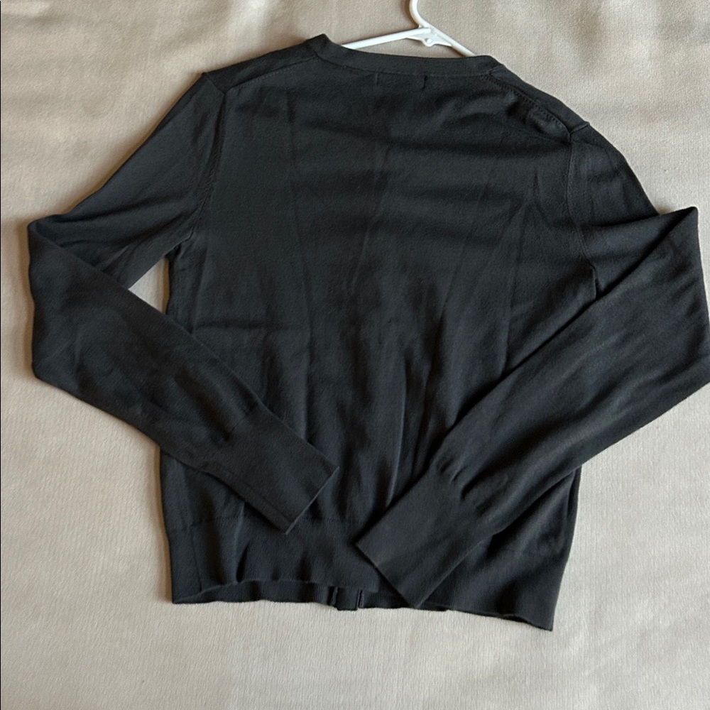T Tahari Dark Gray Button Down Sweater Shirt‎ / Cardigan gold buttons Size S - Picture 4 of 8